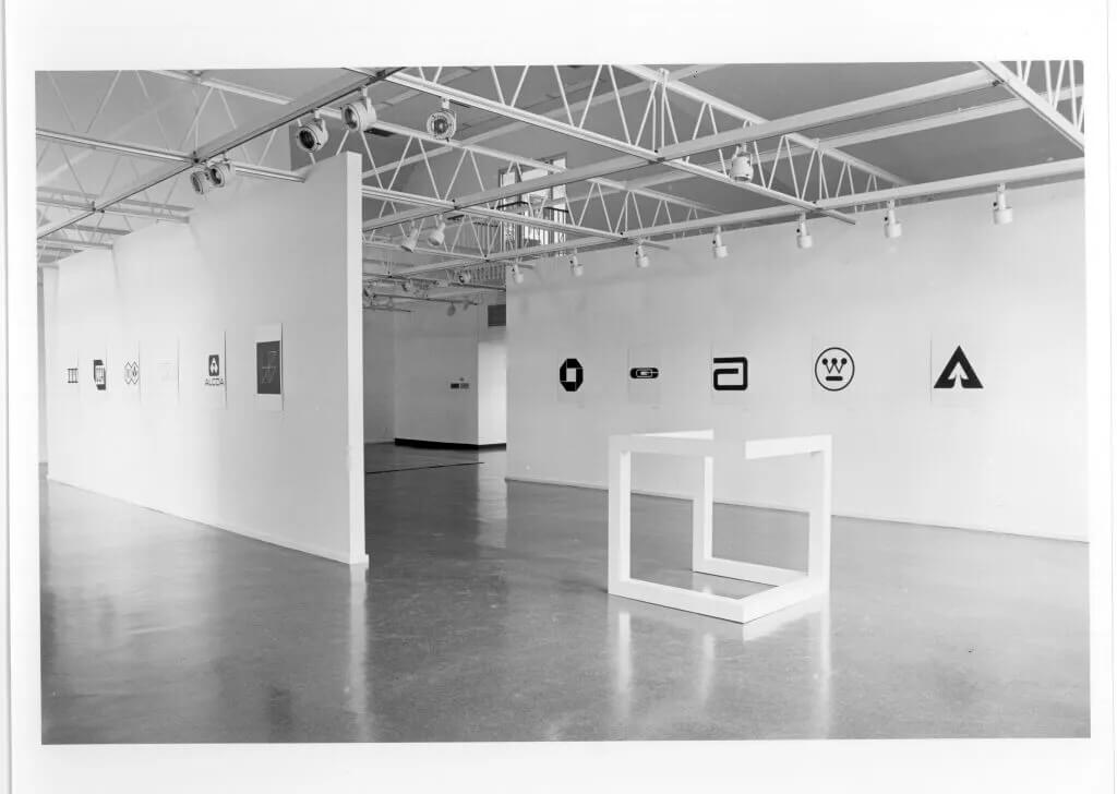 越简单的设计越好?警惕极简主义被扁平化为教条式的风格和“好品味”的标志